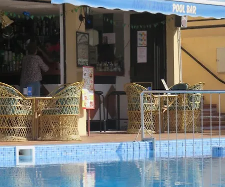 Ura Roslara Apartament *