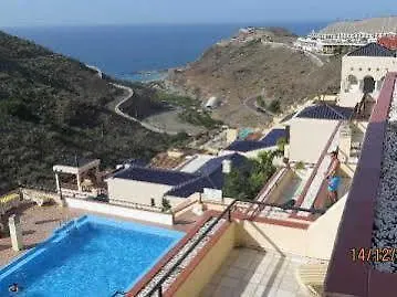 Ura Roslara 아파트